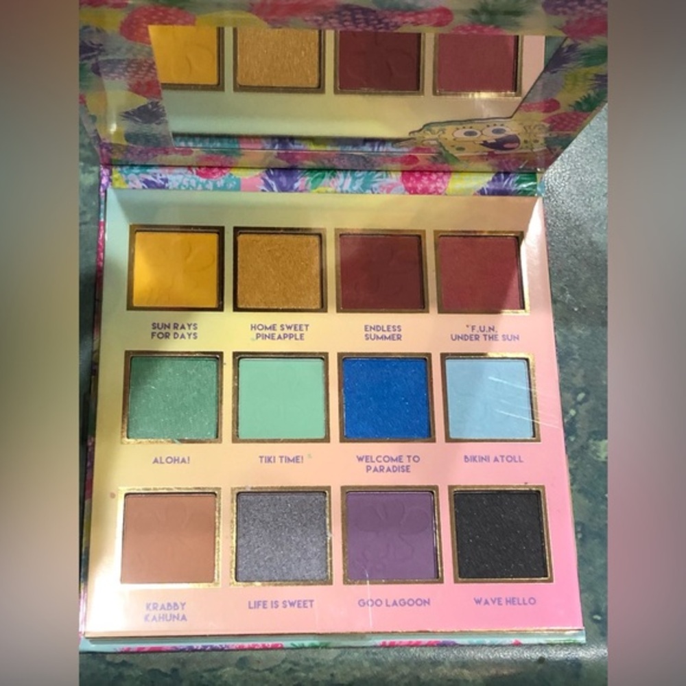 Nickelodeon Spongebob Squarepants 12quad tropics‎ themed eyeshadow palette new